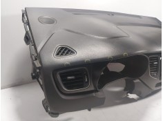 Recambio de salpicadero para kia carens iv 1.7 crdi referencia OEM IAM  84530A4000  2