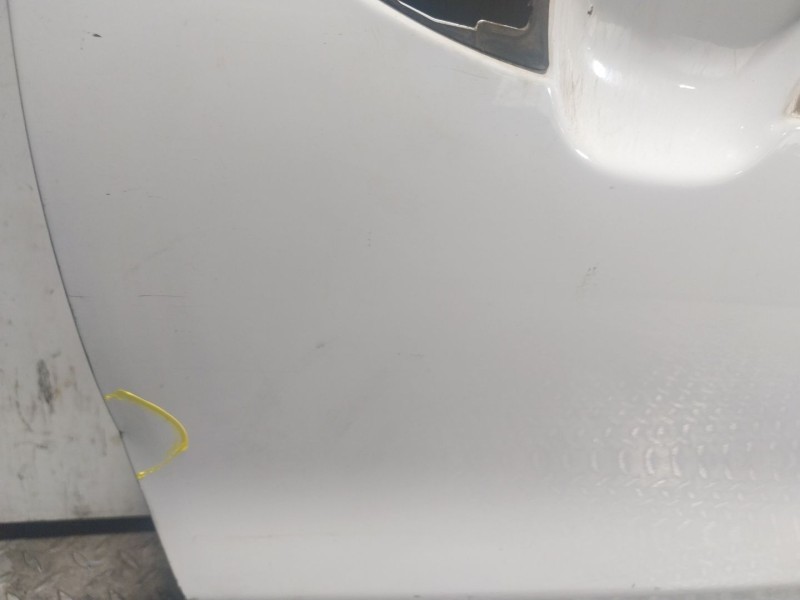 Recambio de puerta delantera derecha para kia pro cee´d (jd) 1.6 crdi 128 referencia OEM IAM   