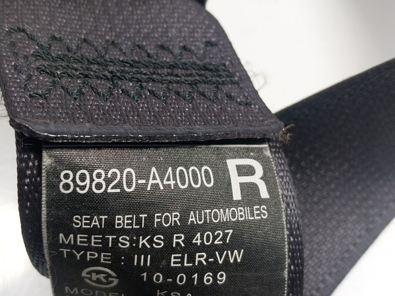 Recambio de cinturon seguridad trasero derecho para kia carens iv 1.7 crdi referencia OEM IAM  89820A4000 