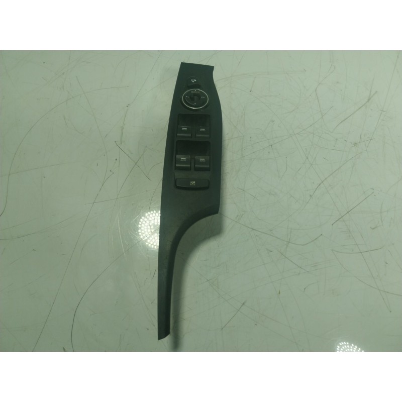 Recambio de mando elevalunas delantero izquierdo para hyundai i40 i (vf) 1.7 crdi referencia OEM IAM  935703Z000 