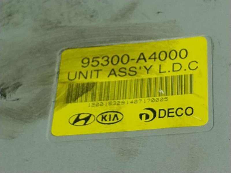 Recambio de modulo electronico para kia carens iv 1.7 crdi referencia OEM IAM  95300A4000 