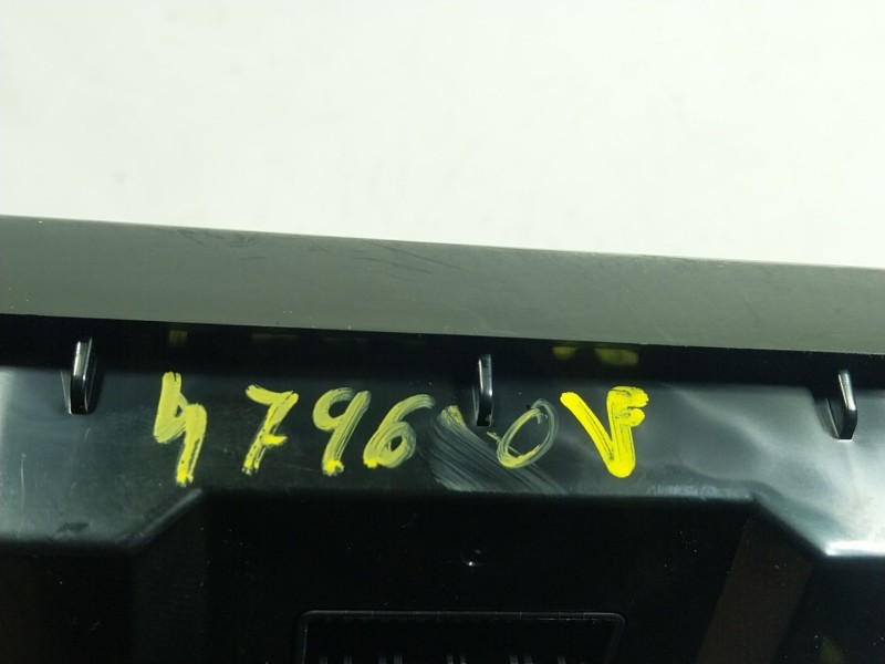 Recambio de mando climatizador para kia carens iv 1.7 crdi referencia OEM IAM  97250A4010 