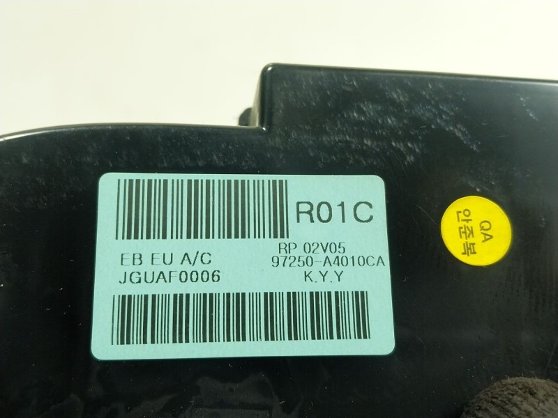 Recambio de mando climatizador para kia carens iv 1.7 crdi referencia OEM IAM  97250A4010 
