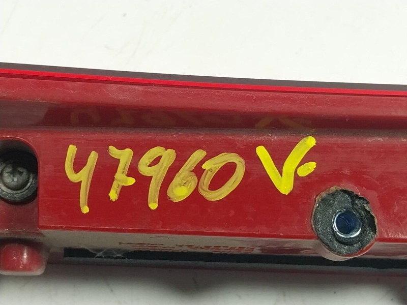 Recambio de piloto trasero central para kia carens iv 1.7 crdi referencia OEM IAM   