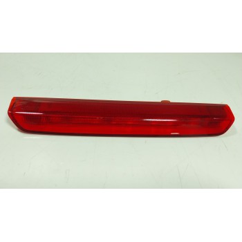 PILOTO TRASERO CENTRAL 8157078010 