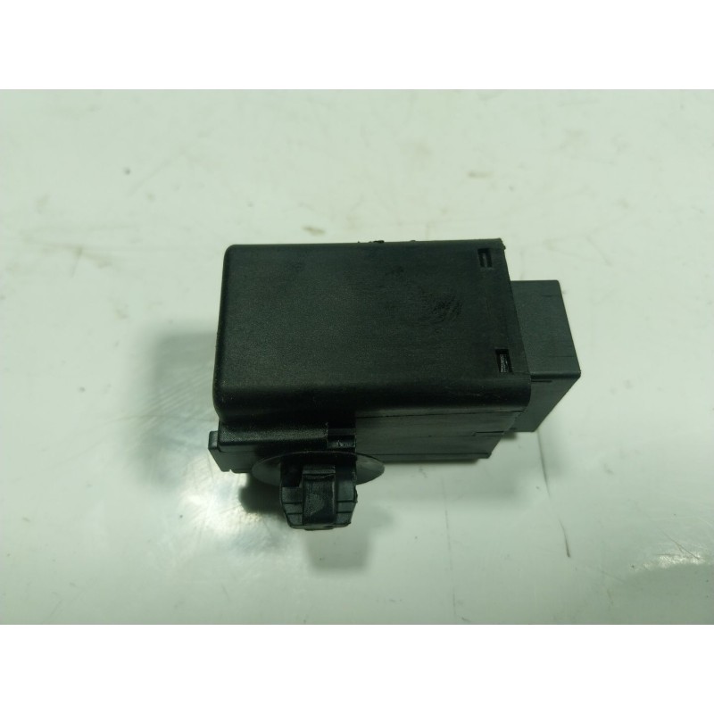 Recambio de modulo electronico para kia carens iv 1.7 crdi referencia OEM IAM  952402W100 