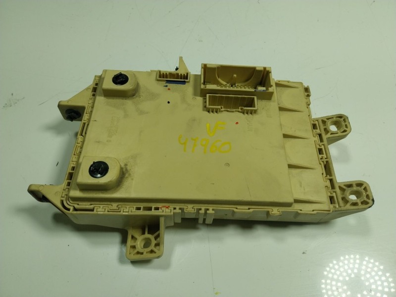 Recambio de caja reles / fusibles para kia carens iv 1.7 crdi referencia OEM IAM  91950A4510 