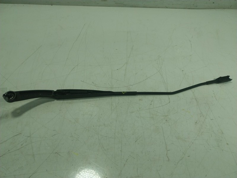 Recambio de brazo limpia delantero derecho para dacia lodgy 1.6 sce cat bivalent. gasolina / lpg referencia OEM IAM   