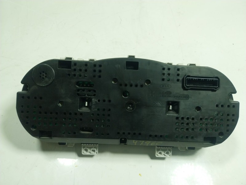 Recambio de cuadro instrumentos para kia carens iv 1.7 crdi referencia OEM IAM  1164201190 