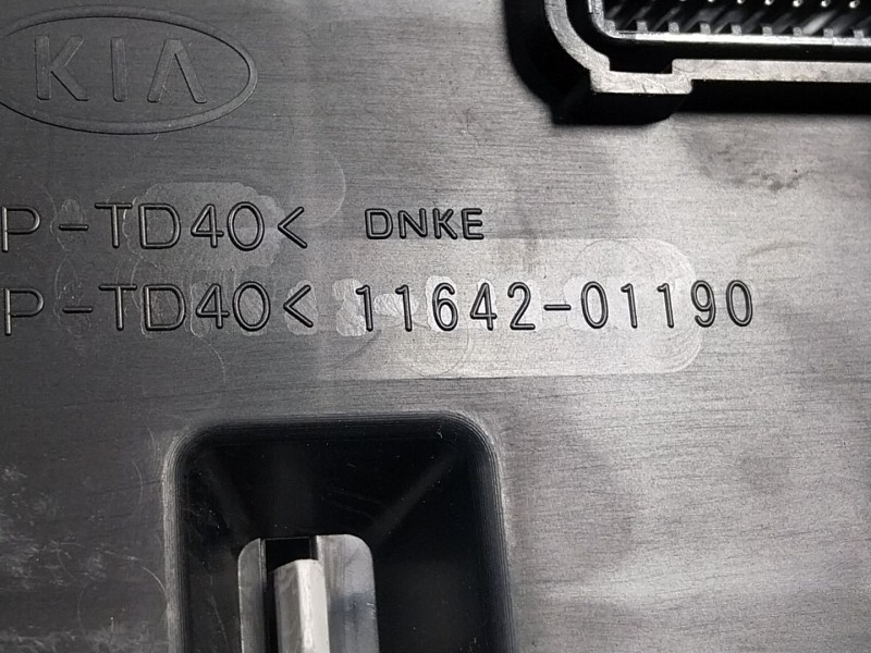 Recambio de cuadro instrumentos para kia carens iv 1.7 crdi referencia OEM IAM  1164201190 