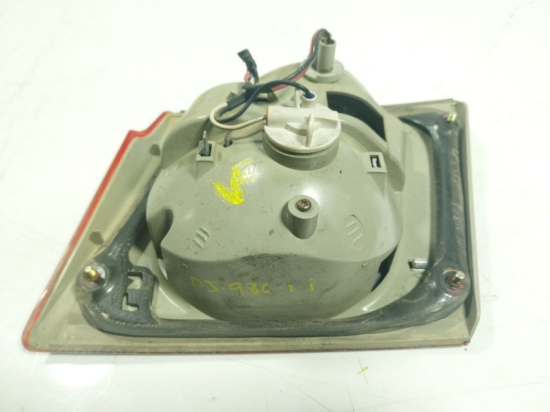 Recambio de piloto trasero izquierdo interior para kia carens 2.0 turbodiesel cat referencia OEM IAM   