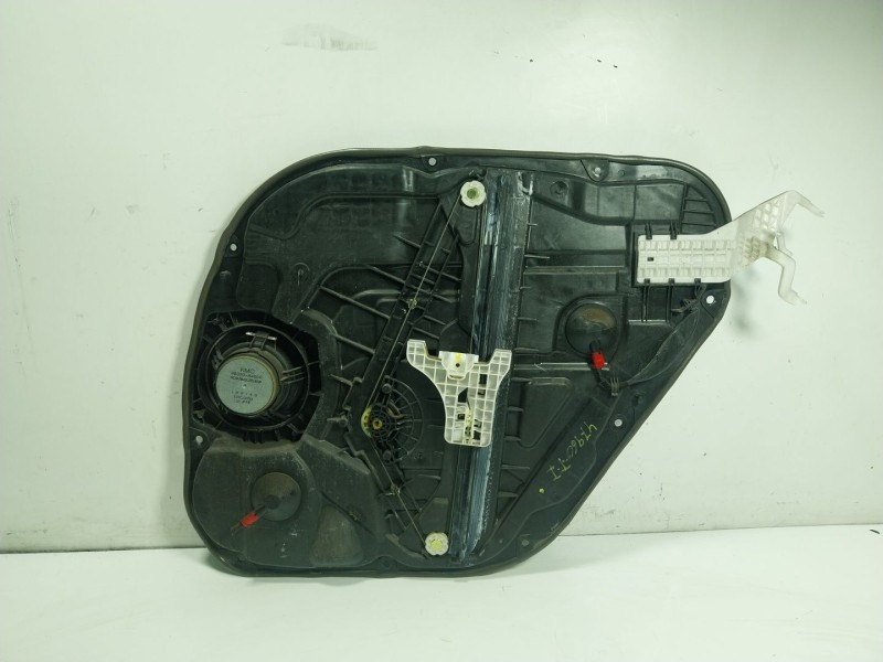 Recambio de elevalunas trasero izquierdo para kia carens iv 1.7 crdi referencia OEM IAM  83470A4020 