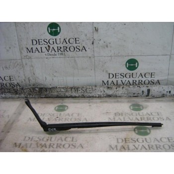 BRAZO LIMPIA DELANTERO DERECHO 