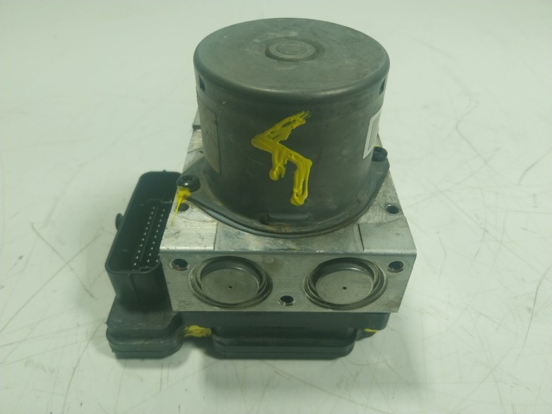 Recambio de abs para kia pro cee´d (jd) 1.6 crdi 128 referencia OEM IAM  6158945200 