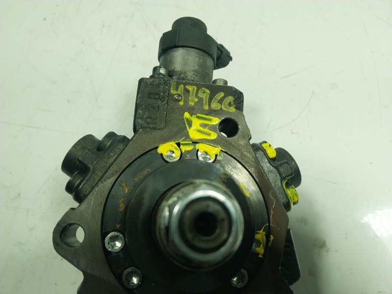 Recambio de bomba inyeccion para kia carens iv 1.7 crdi referencia OEM IAM  331002A420 