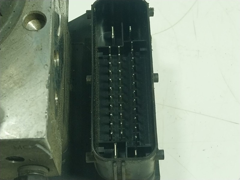 Recambio de abs para kia carens iv 1.7 crdi referencia OEM IAM  58910A4810 