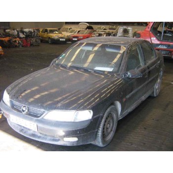 OPEL VECTRA B BERLINA