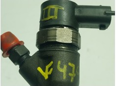 Recambio de inyector para kia carens iv 1.7 crdi referencia OEM IAM  338002A800  2