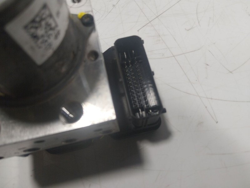 Recambio de abs para hyundai i40 i (vf) 1.7 crdi referencia OEM IAM  589203Z600 