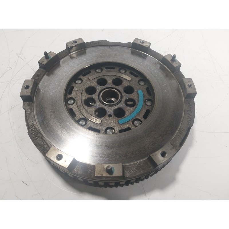 Recambio de volante motor para hyundai i40 i (vf) 1.7 crdi referencia OEM IAM  232002A854 