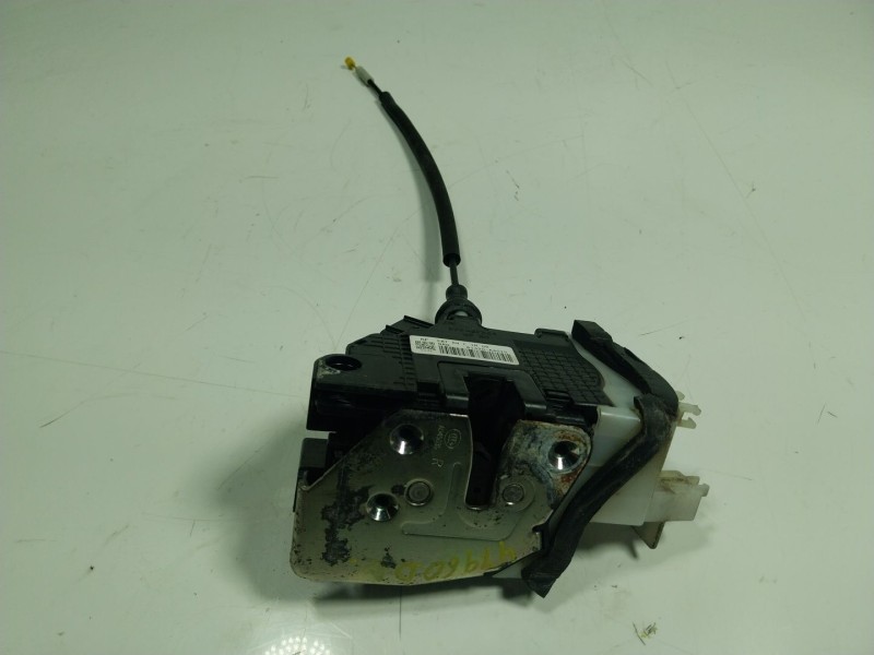 Recambio de cerradura puerta delantera derecha para kia carens iv 1.7 crdi referencia OEM IAM  81320A4010 