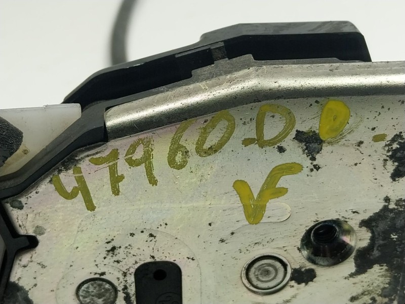 Recambio de cerradura puerta delantera derecha para kia carens iv 1.7 crdi referencia OEM IAM  81320A4010 