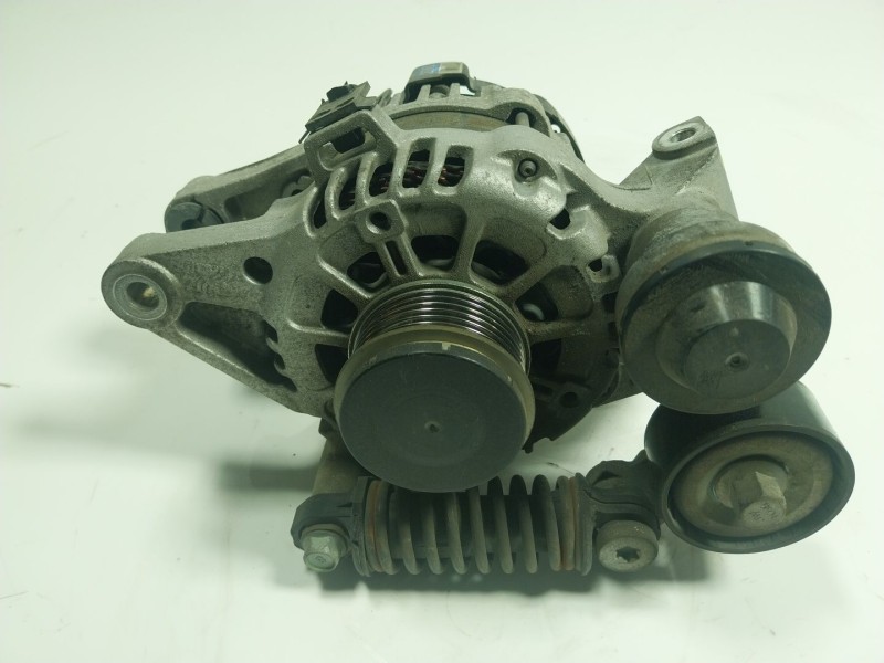 Recambio de alternador para kia stonic (ybcuv) 1.6 crdi cat referencia OEM IAM 373002U200 373002U200 
