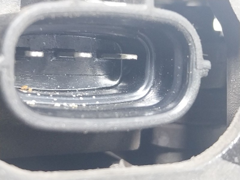 Recambio de alternador para kia carens iv 1.7 crdi referencia OEM IAM  373002A850 