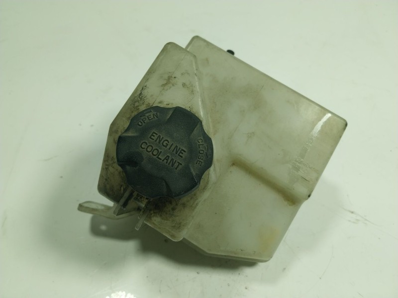 Recambio de deposito expansion para kia pro cee´d (jd) 1.6 crdi 128 referencia OEM IAM 25430A2000  