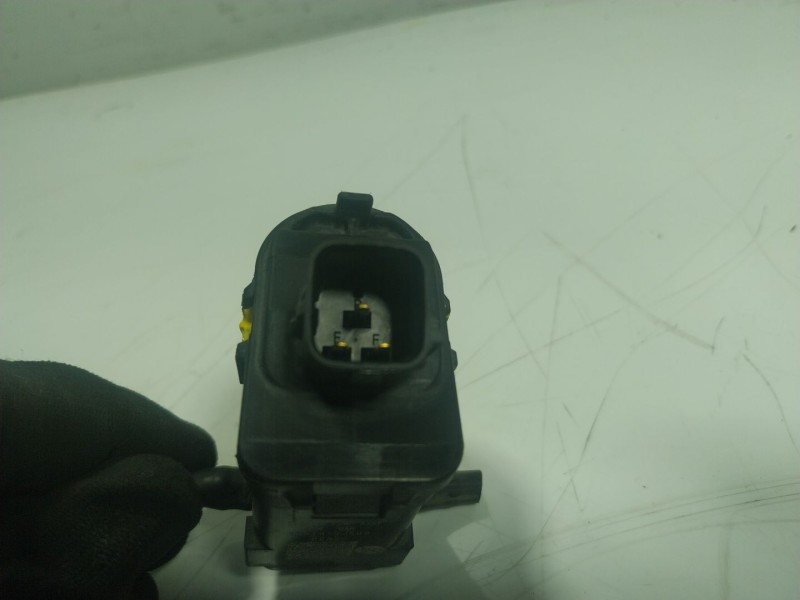 Recambio de bomba limpia para kia stonic (ybcuv) 1.6 crdi cat referencia OEM IAM 985102J500 985102J500 