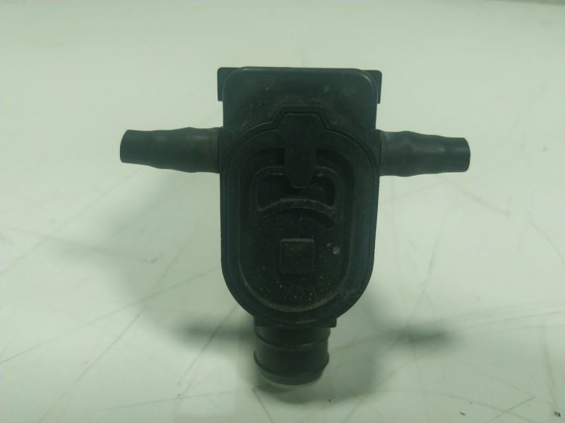 Recambio de bomba limpia para kia stonic (ybcuv) 1.6 crdi cat referencia OEM IAM 985102J500 985102J500 