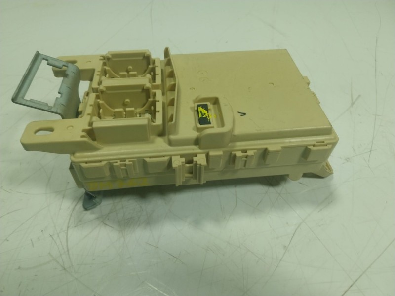 Recambio de caja reles / fusibles para kia stonic (ybcuv) 1.6 crdi cat referencia OEM IAM 91950H8570 91950H8570 