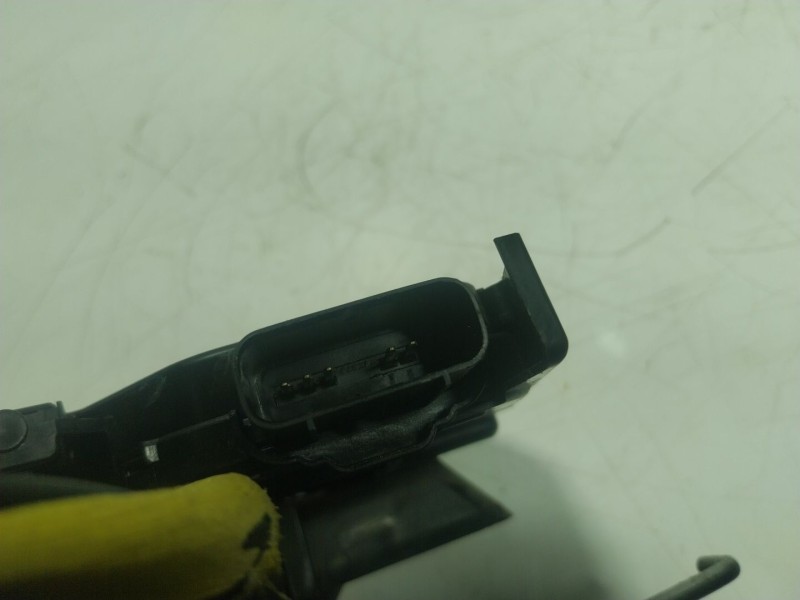 Recambio de cerradura puerta delantera izquierda para kia stonic (ybcuv) 1.6 crdi cat referencia OEM IAM 81310H8040 81310H8040 