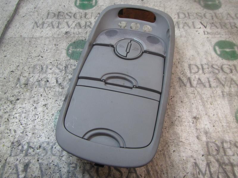 Recambio de piloto interior para kia sorento 2.5 crdi concept referencia OEM IAM 928003E560CY  