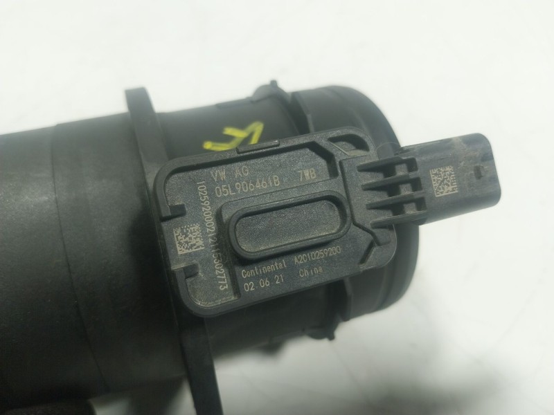 Recambio de caudalimetro para volkswagen golf viii (cd1) 2.0 tdi referencia OEM IAM  05L906461B 