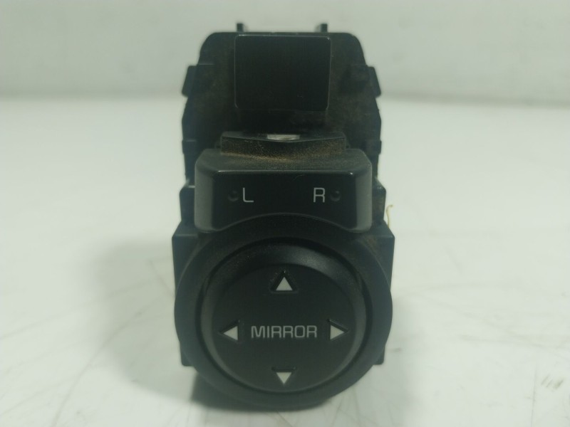 Recambio de mando retrovisor para kia stonic (ybcuv) 1.6 crdi cat referencia OEM IAM 93530H8200  