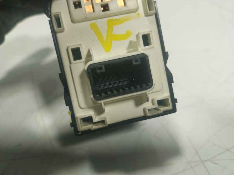 Recambio de mando retrovisor para kia stonic (ybcuv) 1.6 crdi cat referencia OEM IAM 93530H8200  