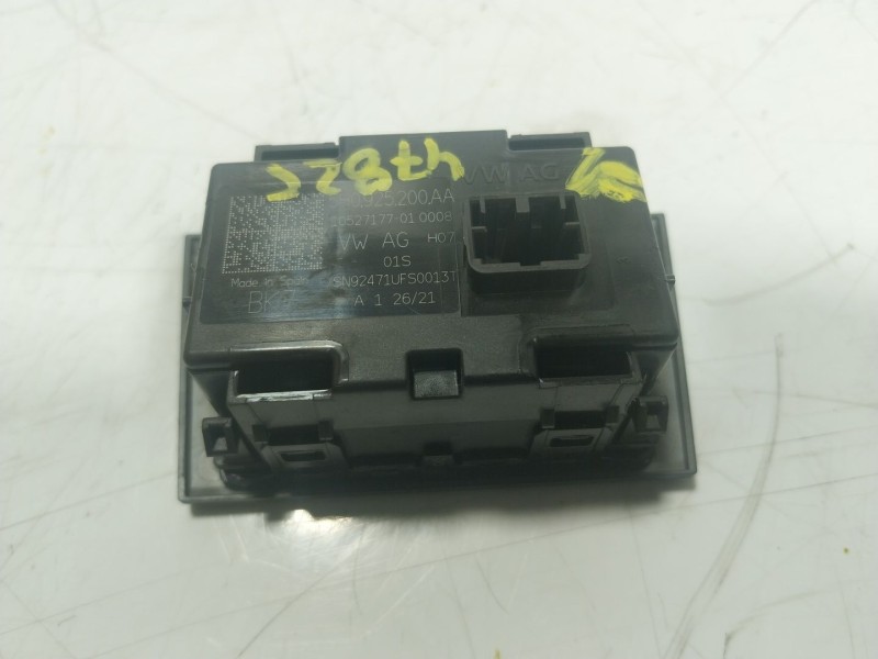 Recambio de warning para volkswagen golf viii (cd1) 2.0 tdi referencia OEM IAM  5H0925200AA 