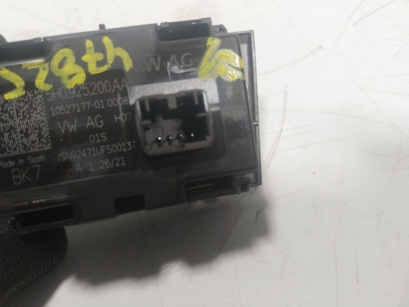 Recambio de warning para volkswagen golf viii (cd1) 2.0 tdi referencia OEM IAM  5H0925200AA 