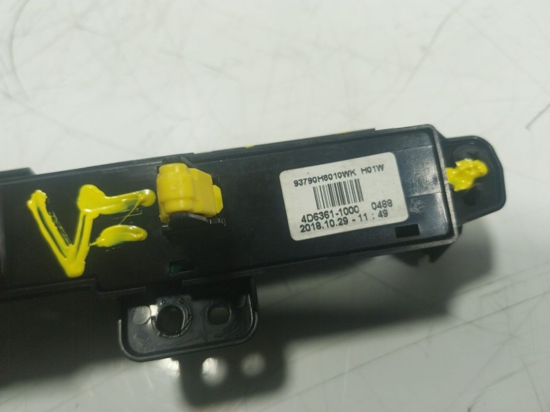 Recambio de warning para kia stonic (ybcuv) 1.6 crdi cat referencia OEM IAM 93790H8010WK 4D63611000 