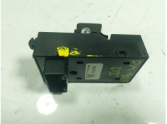 Recambio de mando elevalunas delantero izquierdo para kia pro cee´d (jd) 1.6 crdi 128 referencia OEM IAM 93570A2100WK 93670A2100 2