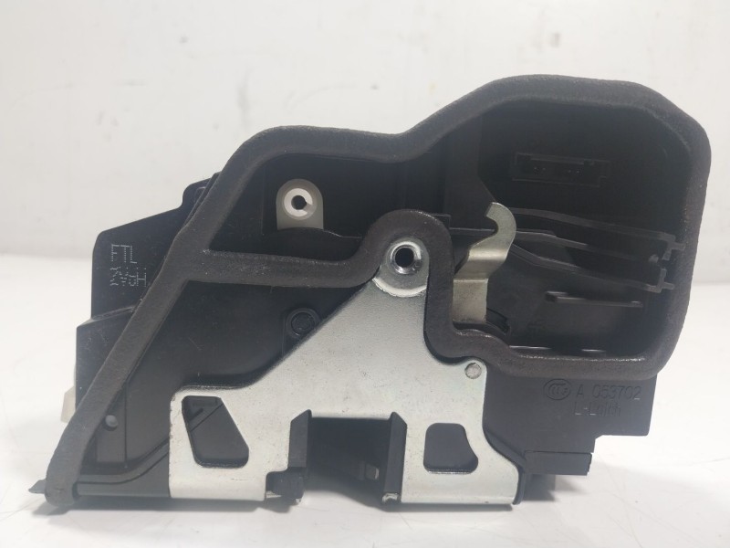 Recambio de cerradura puerta delantera izquierda para bmw 3 touring (f31) 316 d referencia OEM IAM  7229461 