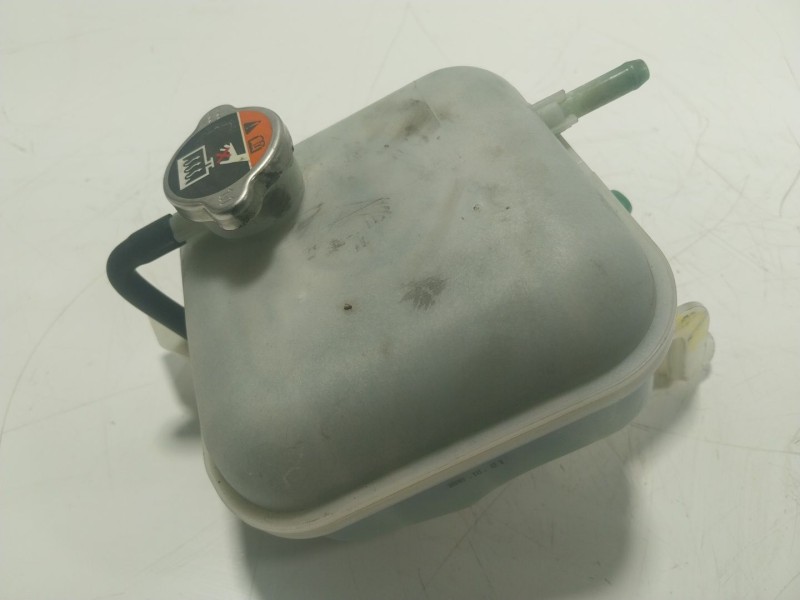 Recambio de deposito expansion para kia stonic (ybcuv) 1.6 crdi cat referencia OEM IAM 25430H8200 25430HXXX 