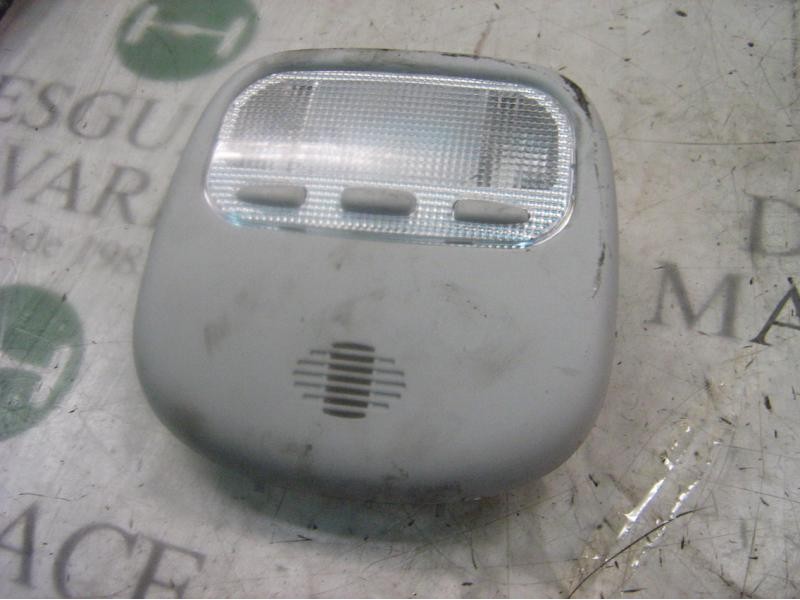 Recambio de piloto interior para peugeot 407 st confort referencia OEM IAM   