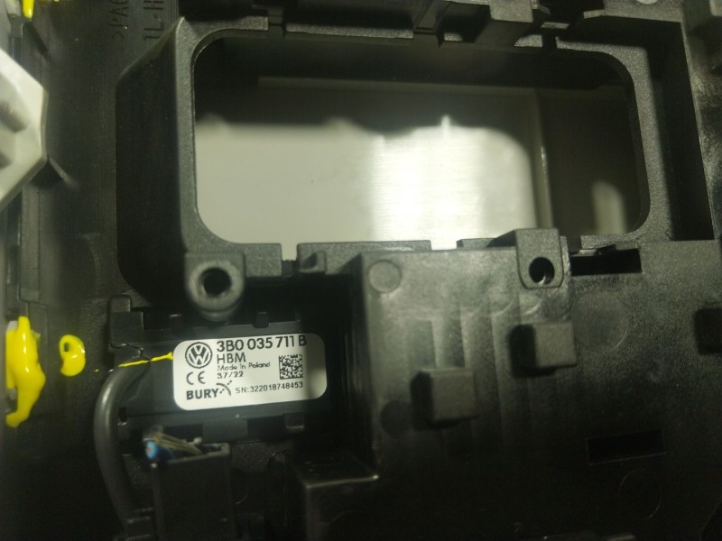 Recambio de piloto interior para volkswagen t-cross (c11, d31) 1.0 tsi referencia OEM IAM  3B0035711B 