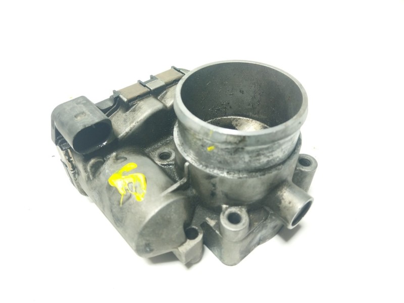Recambio de caja mariposa para audi tt 1.8t quattro 165 kw referencia OEM IAM  06A133062C 
