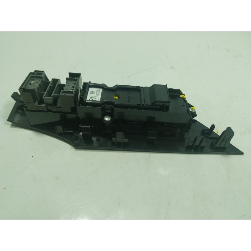 Recambio de mando elevalunas delantero izquierdo para toyota rav 4 v (_a5_, _h5_) 2.5 hybrid (axap54) referencia OEM IAM  742324