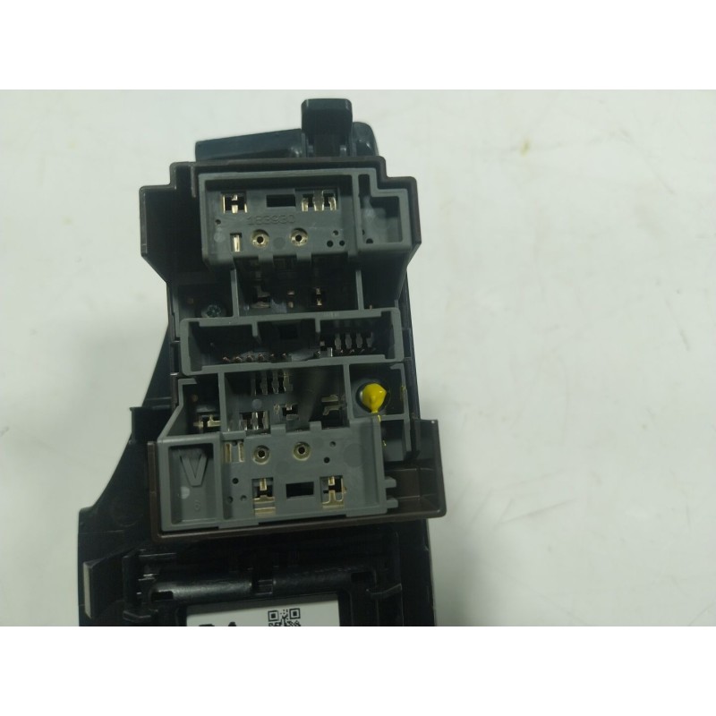 Recambio de mando elevalunas delantero izquierdo para toyota rav 4 v (_a5_, _h5_) 2.5 hybrid (axap54) referencia OEM IAM  742324