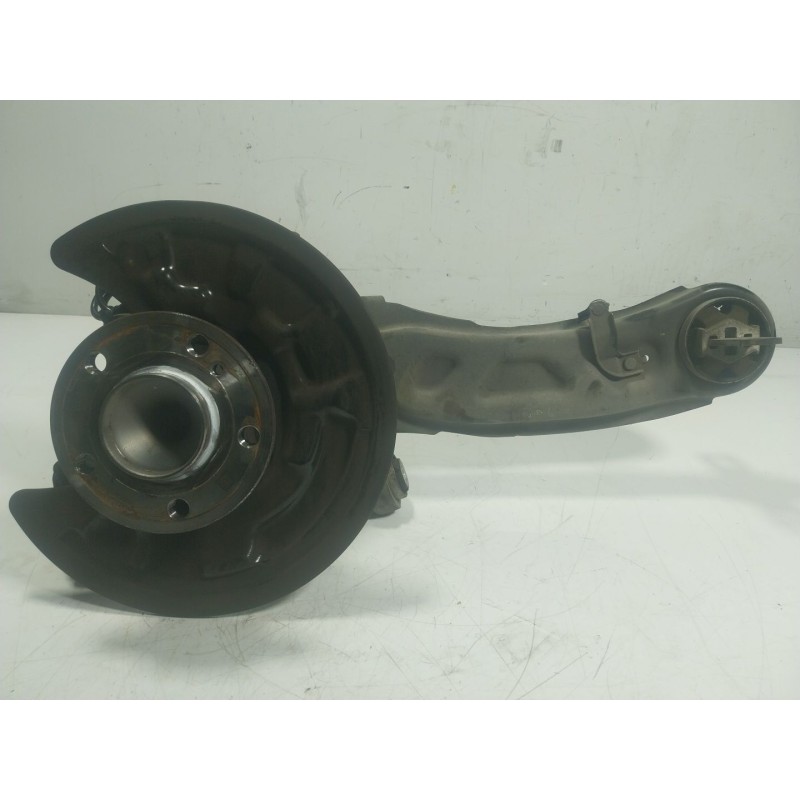 Recambio de mangueta trasera derecha para mercedes-benz clase gla (x156) gla 180 (156.942) referencia OEM IAM A2463503641  