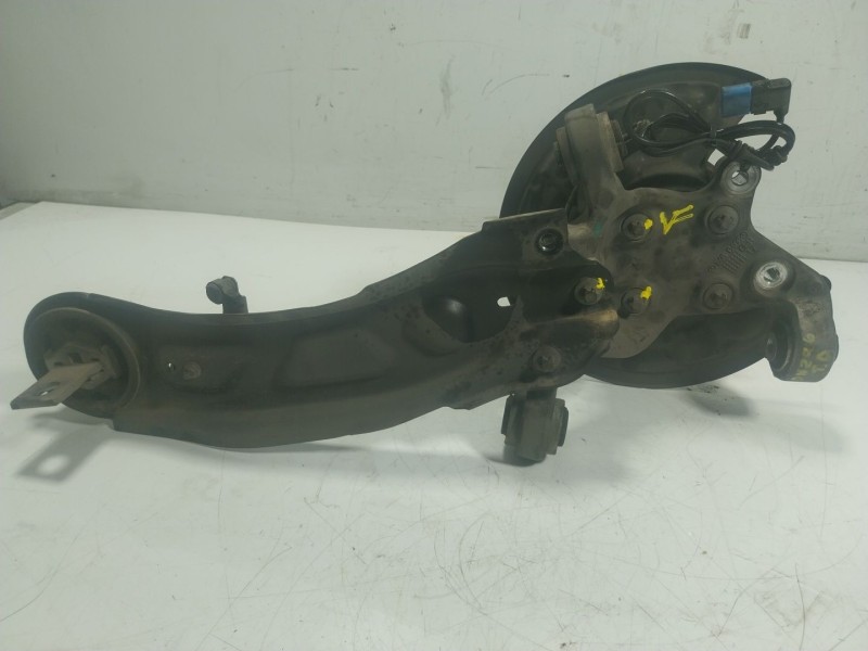 Recambio de mangueta trasera derecha para mercedes-benz clase gla (x156) gla 180 (156.942) referencia OEM IAM A2463503641  